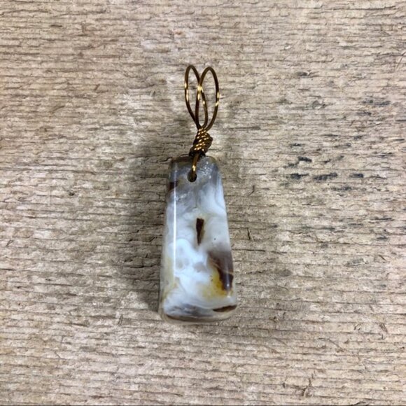 Natural Banded Agate Necklace Pendant - Picture 4 of 5